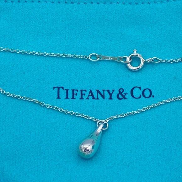 Authentic Tiffany & Co. Elsa Peretti Teardrop Necklace – 16" – Gift Ready - Picture 3 of 8